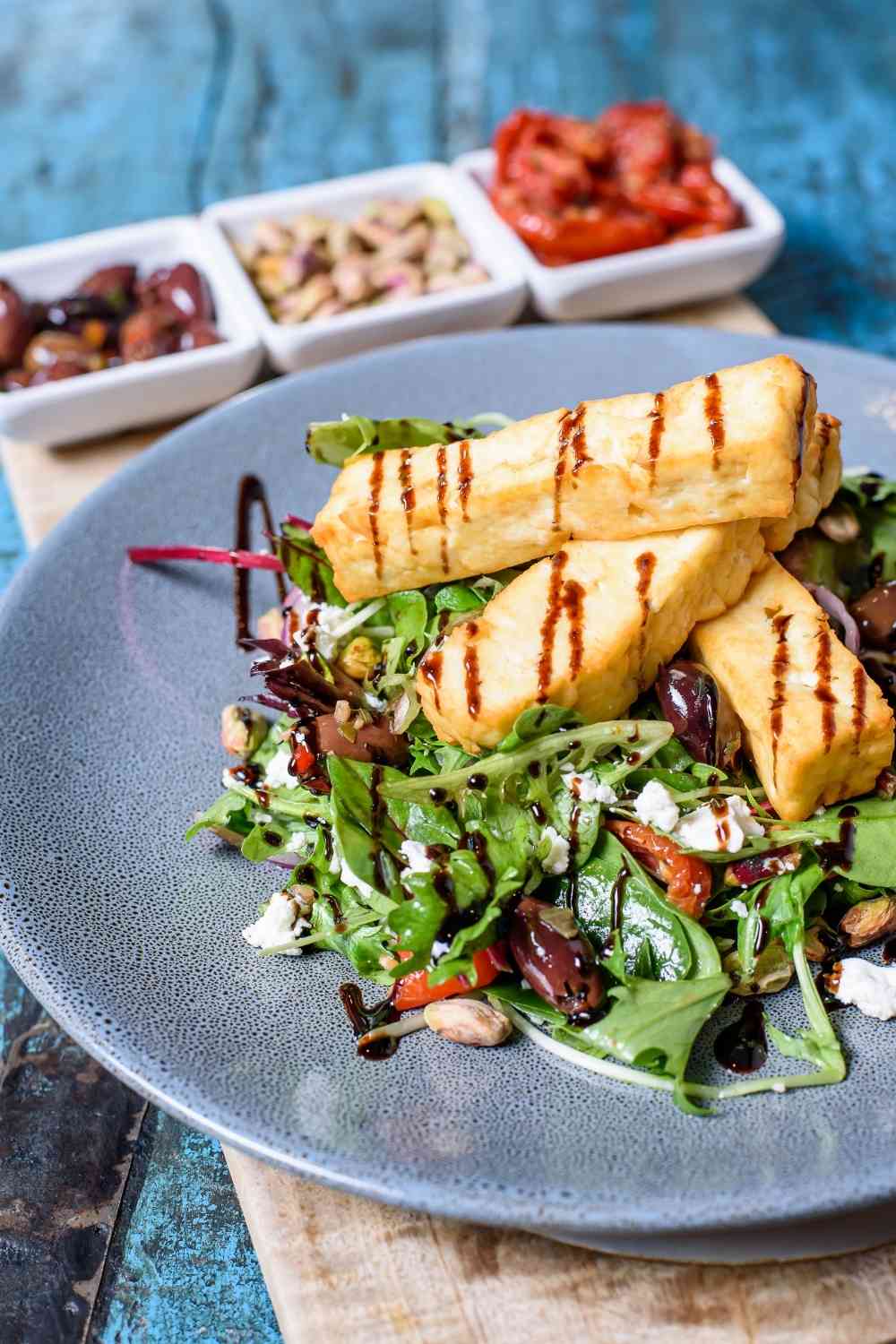 Halloumi cheese has a number of health advantages