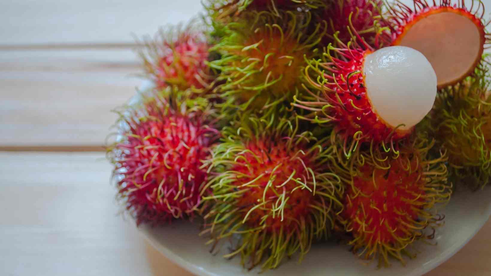 How to Eat a Rambutan