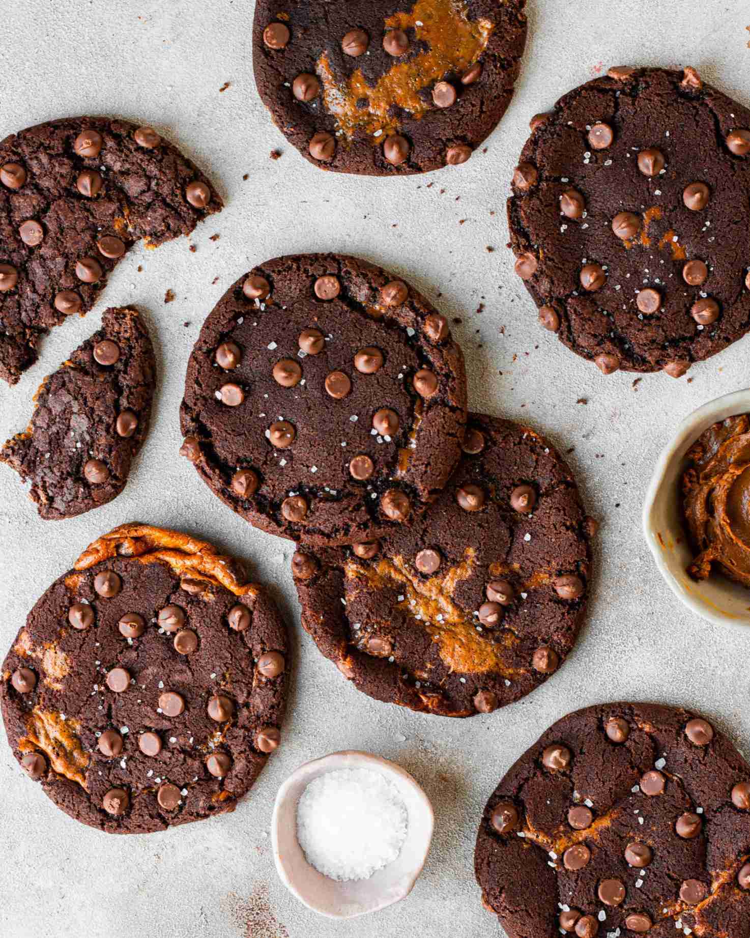 Caramel chocolate cookies