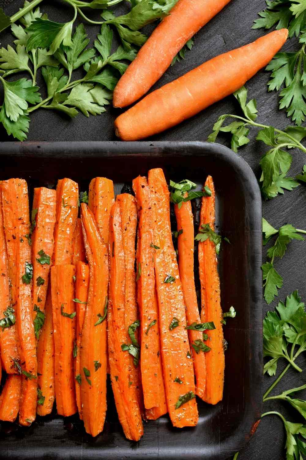 Herb-roasted carrots