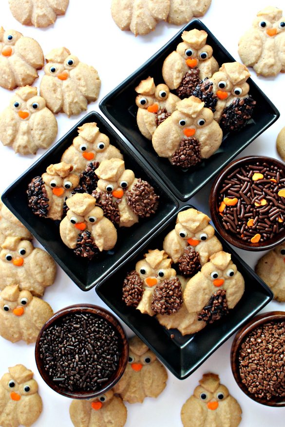 Cinnamon Spritz Owl Cookies