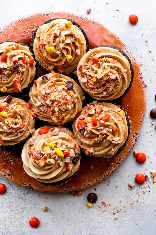 Dark Chocolate Cupcakes with Creamy Peanut Butter Frosting