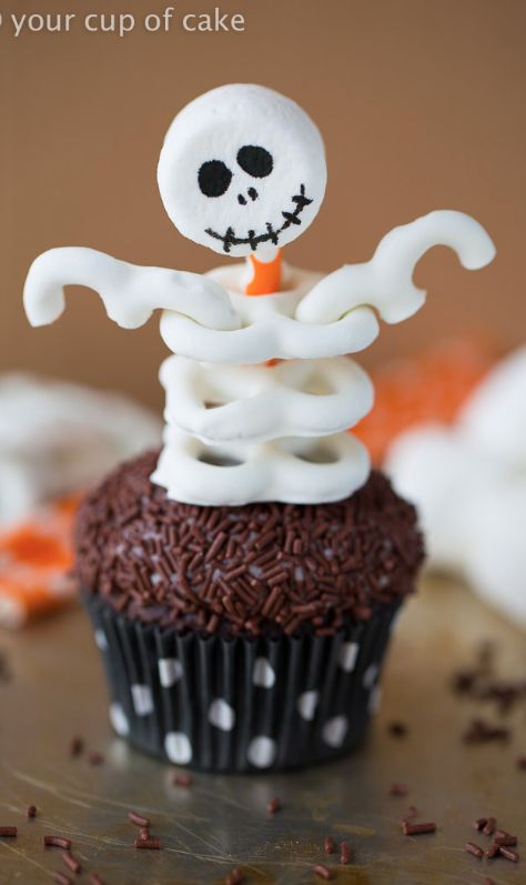 Skeleton Cupcake