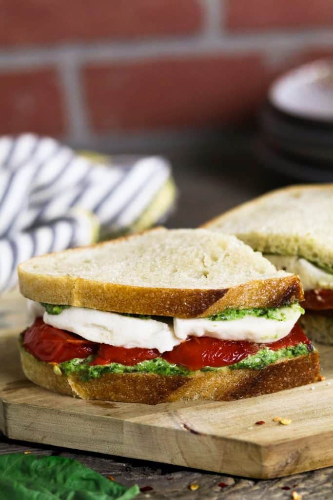 Roasted Red Pepper Sandwich with Vegan Mozzarella