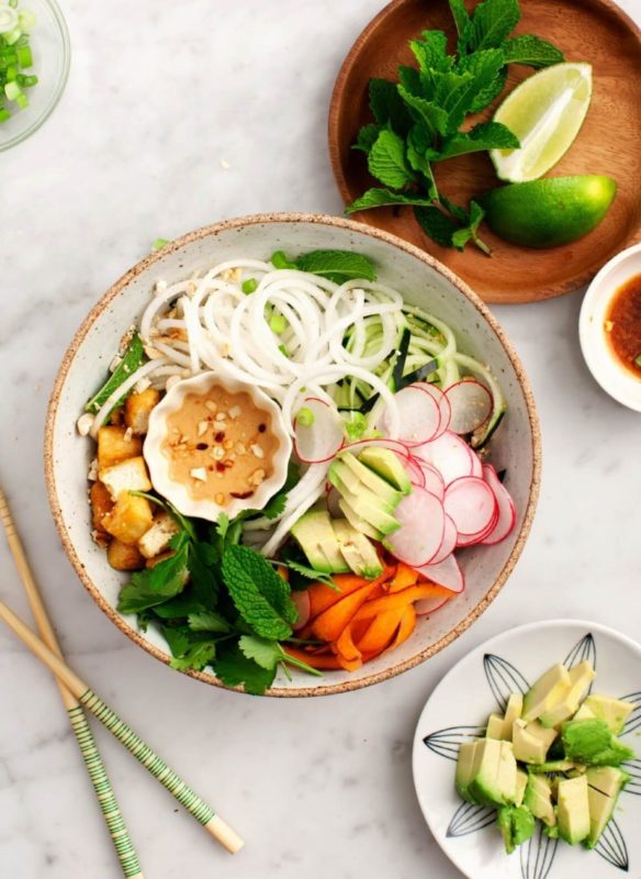 Daikon Noodle Bowl