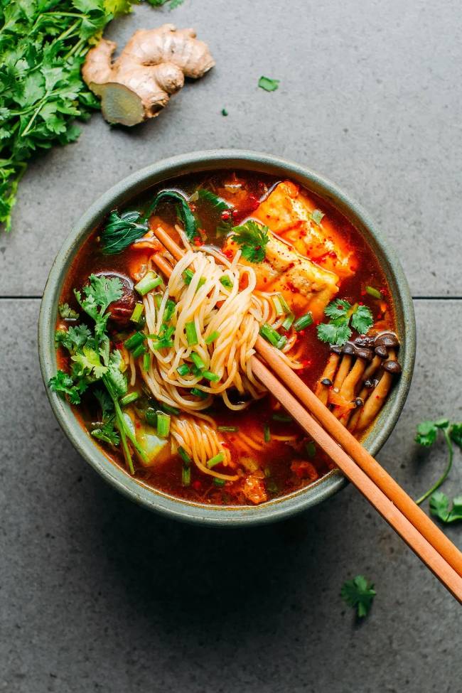 Kimchi Noodle Soup