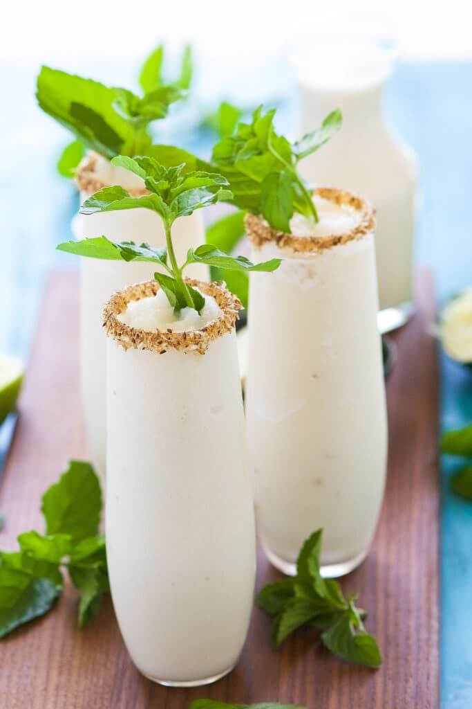 Toasted Frozen Coconut Mojito