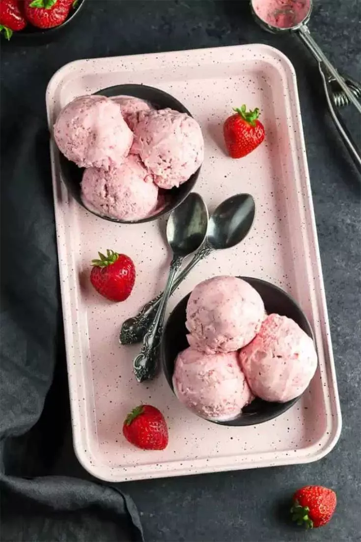 Vegan Strawberry Ice Cream